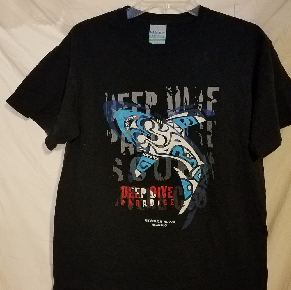 Deep dive t shirt size mediumby Mare Blue